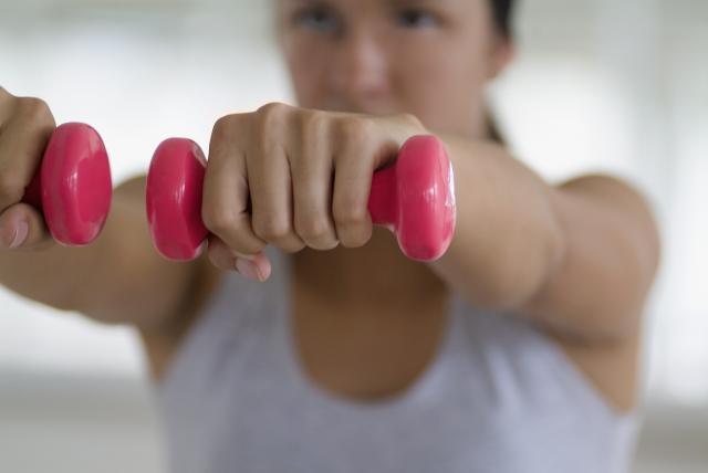 Tri vežbe za trening kojim se najbrže troše kalorije